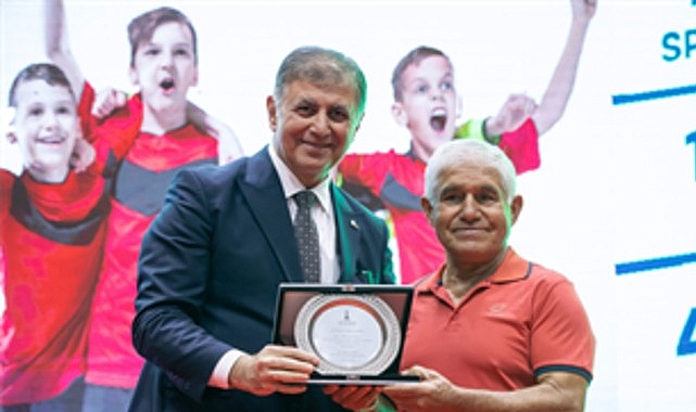 İzmir Büyükşehir Belediye Başkanı Tugay’dan İzmirli sporculara mesaj: “Destek bizden şampiyonluklar sizden” görseli