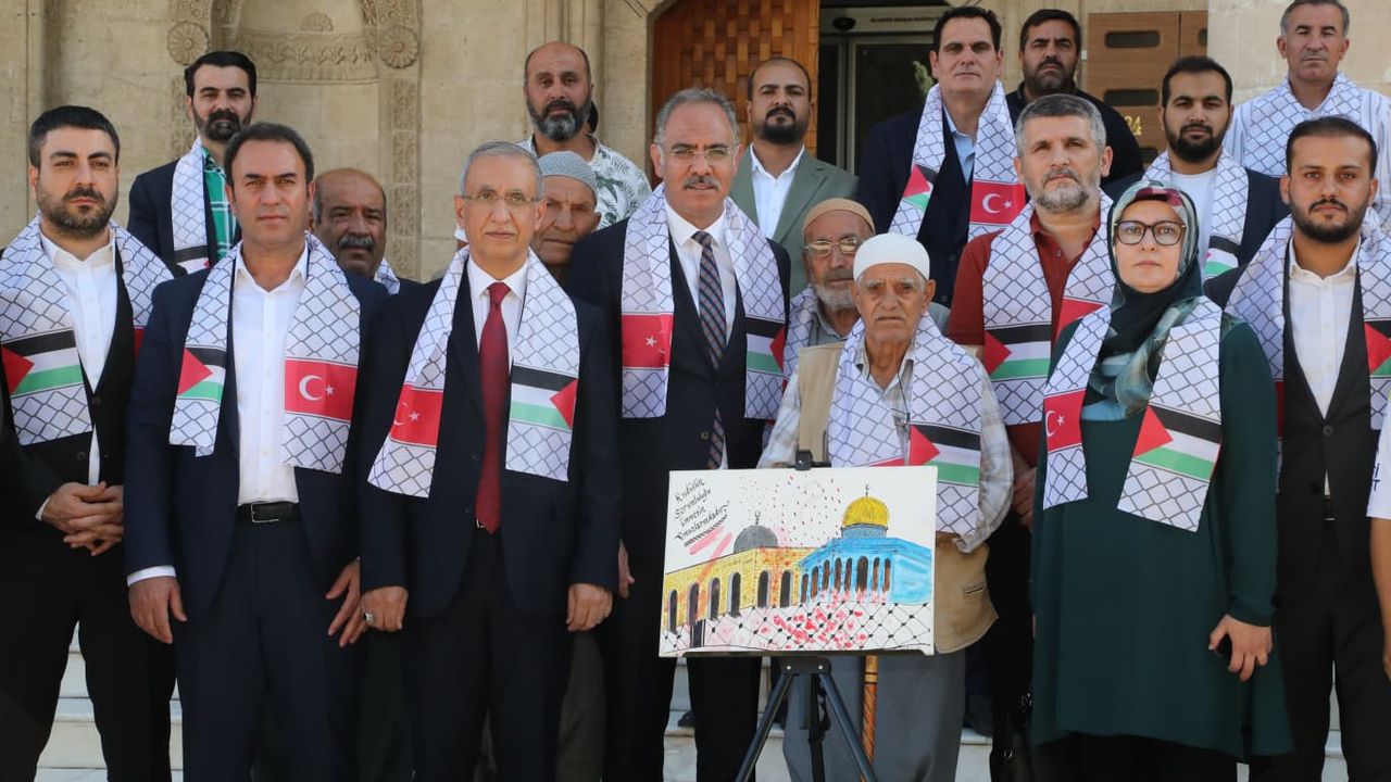 Eyyübiye'de Filistin'e destek resim sergisi görseli