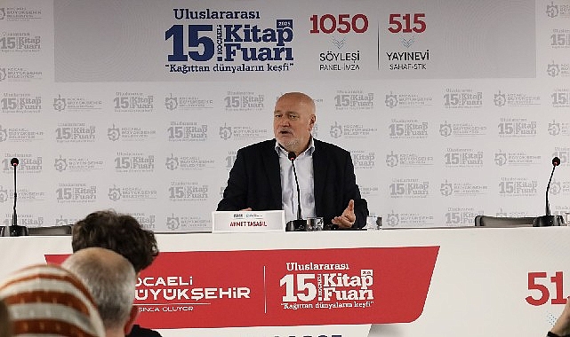 Taşağıl: Gittiğim yerlerde Kitap Fuarı'nı anlatıyorum görseli