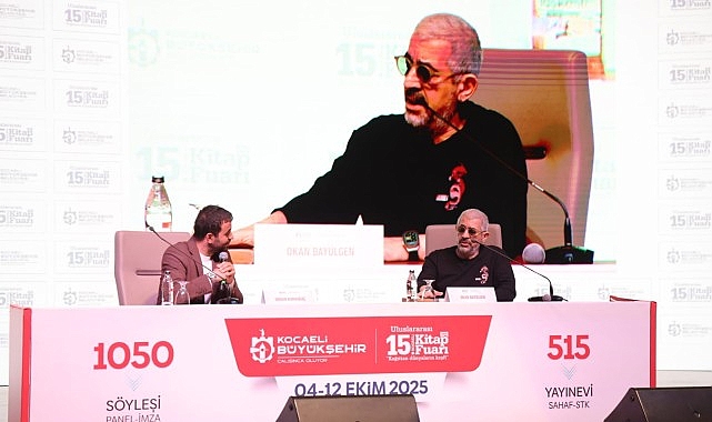 Okan Bayülgen: Tek çare kitap okumak görseli