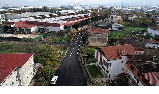 Gölcük’te 150 sokak ve caddede üstyapı seferberliği görseli