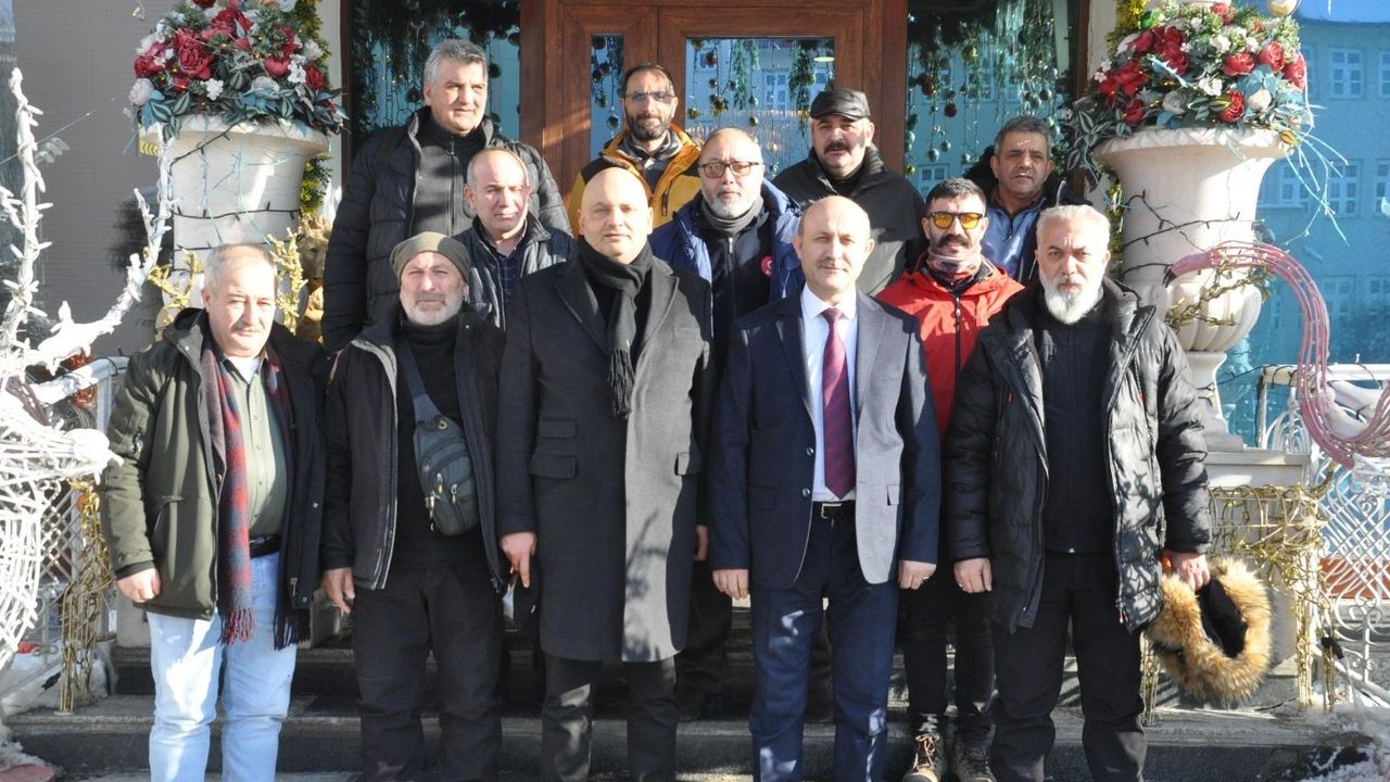 Kars Şoförler ve Otomobilciler Odası’ndan gazetecilerle anlamlı buluşma görseli