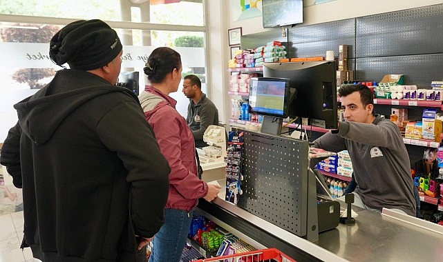 Burhaniye Belediyesi’nden Halka Hizmet: Halk Market görseli