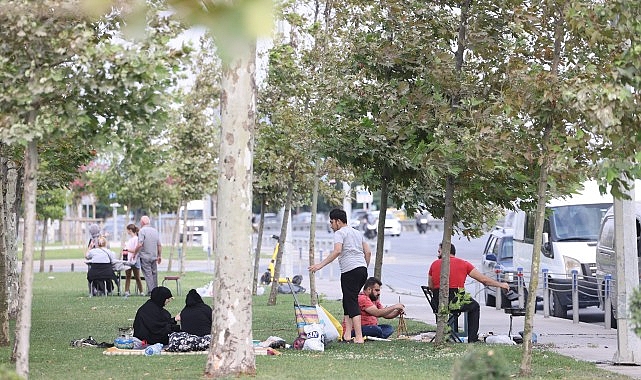İBB’den Yeşil Alanlarda Sıkı Denetim: Mangal, Semaver ve Nargile Yasak görseli