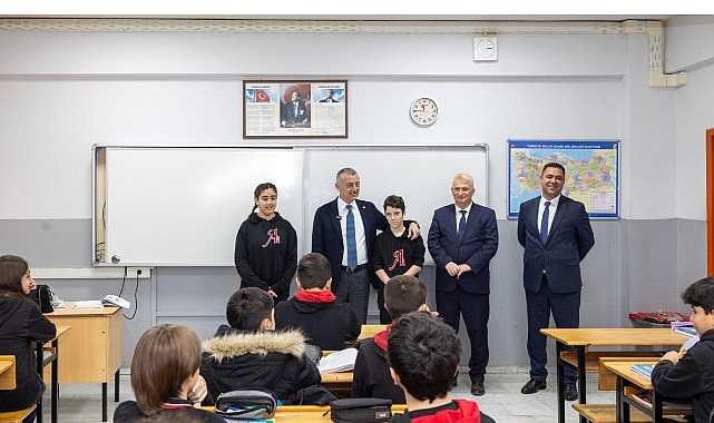 Öğrenciler büyük sevinç yaşadı görseli