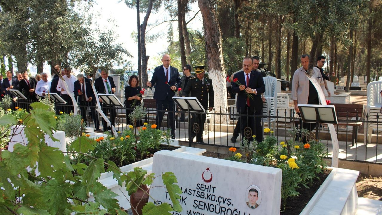 Aydın’da 15 Temmuz şehitleri için anma törenleri düzenlendi görseli
