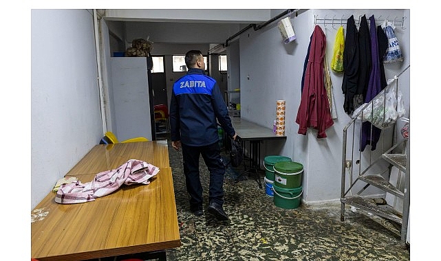 Merdiven altı imalathaneye mühür vuruldu görseli