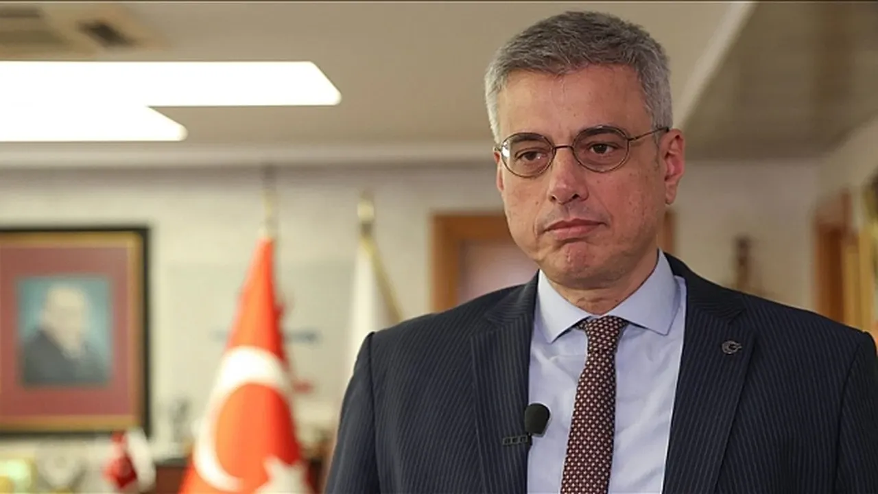 Bakan Memişoğlu'ndan yangın açıklaması: 538 etkilenen, 2 can kaybı görseli