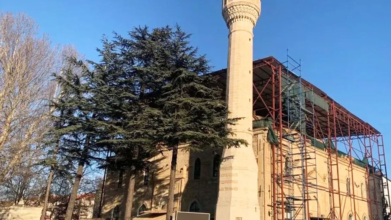 Isparta Ulu Camii’nde restorasyon çok uzadı görseli