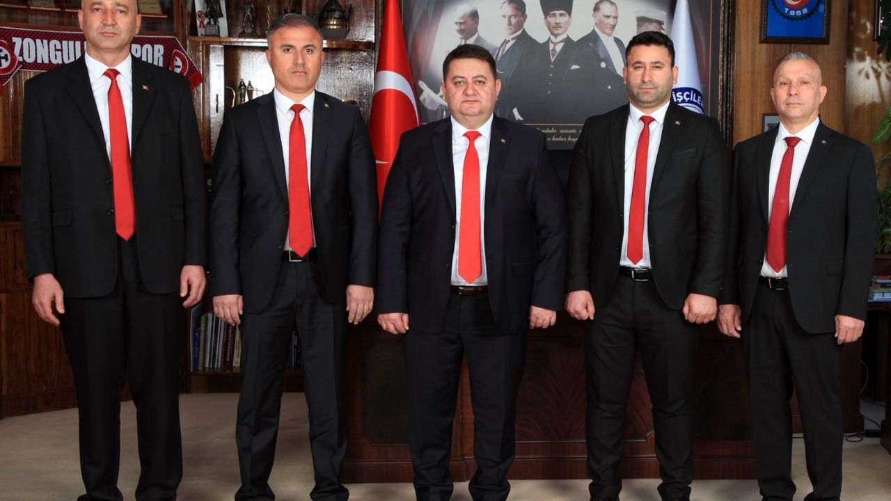 Genel Maden İşçileri Sendikası Yönetim Kurulu: "Tüm emekçilerin ve halkımızın yeni yılı kutlu olsun" görseli