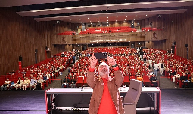 Yenişehirlioğlu: İnsanın ihyası için bilgi şart görseli