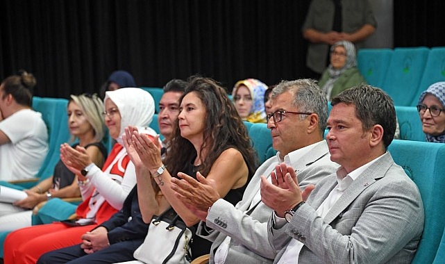 Engelli bireylerden Osmangazi’de 30 Ağustos Zafer Bayramı kutlaması görseli