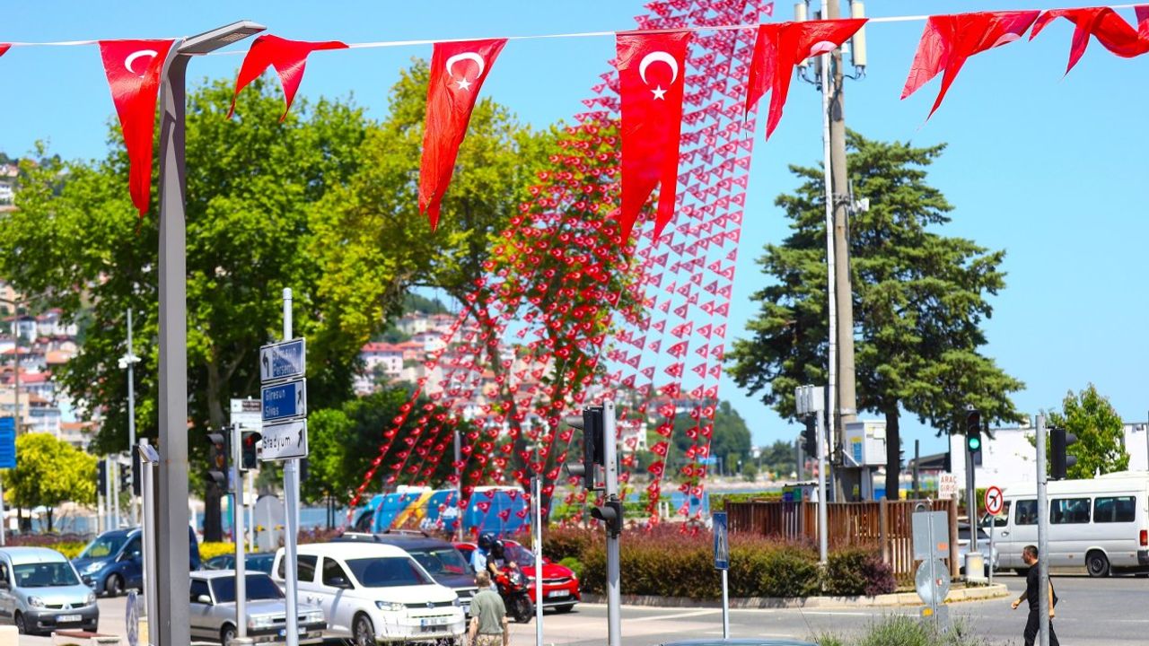 Ordu 15 Temmuz ruhuyla donandı görseli