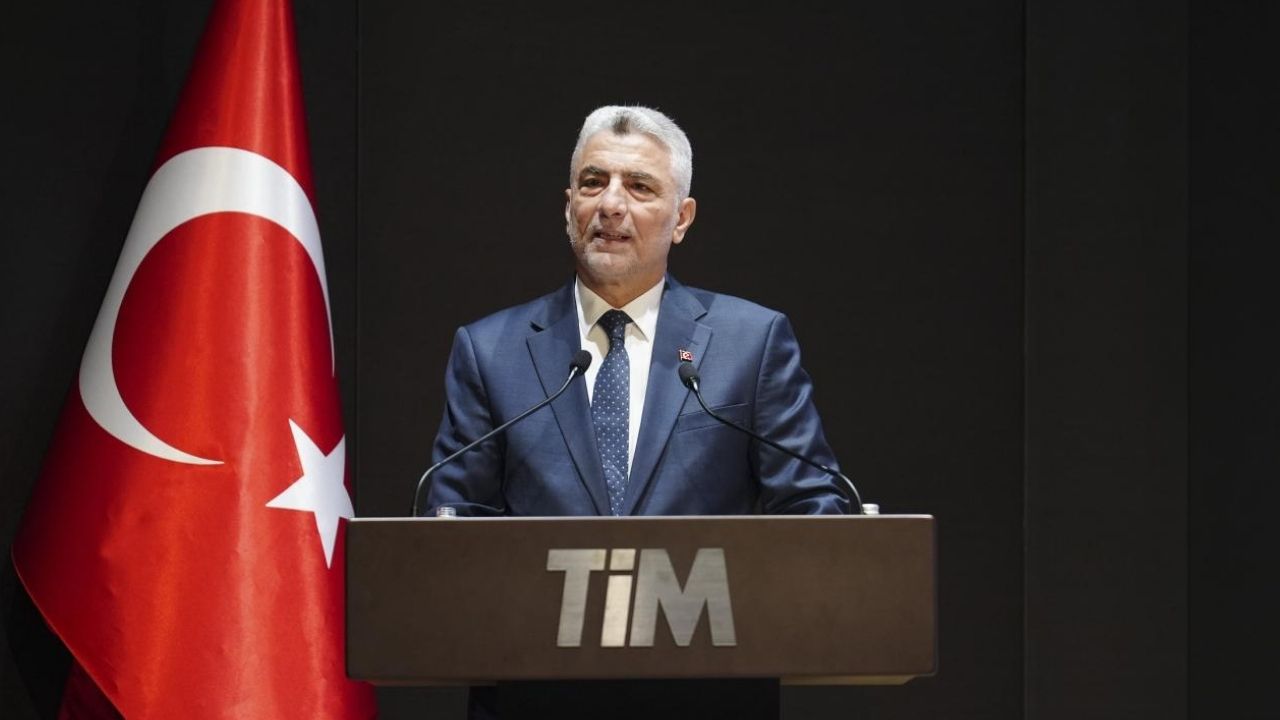 Bakan Bolat: 2030'da 500 milyar dolar ihracata ulaşmak elimizde görseli