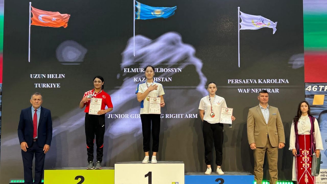 Helin Uzun, Bulgaristan’da Türkiye’ye gümüş madalya getirdi görseli