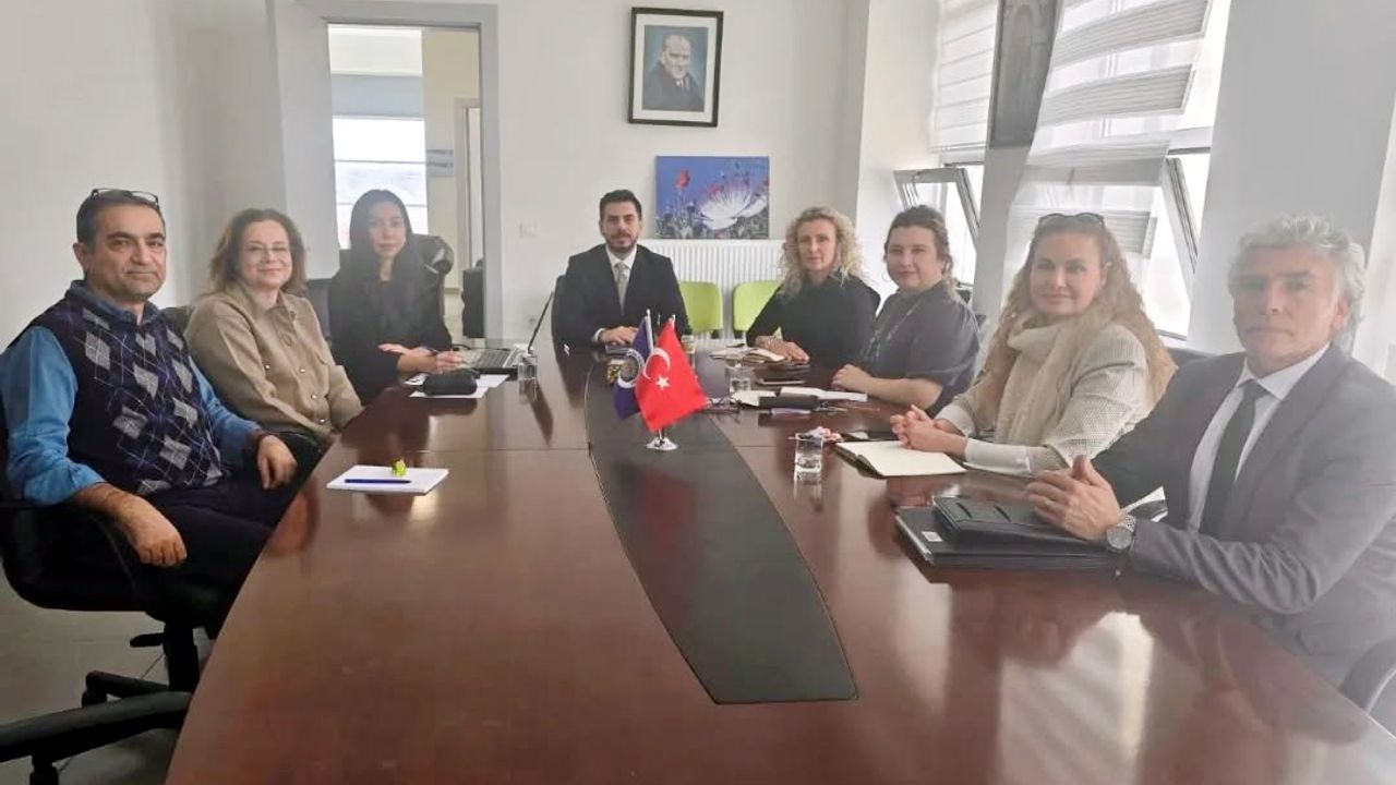Beypazarı M.Y.O, müdürü başkanlığında toplantı düzenledi görseli