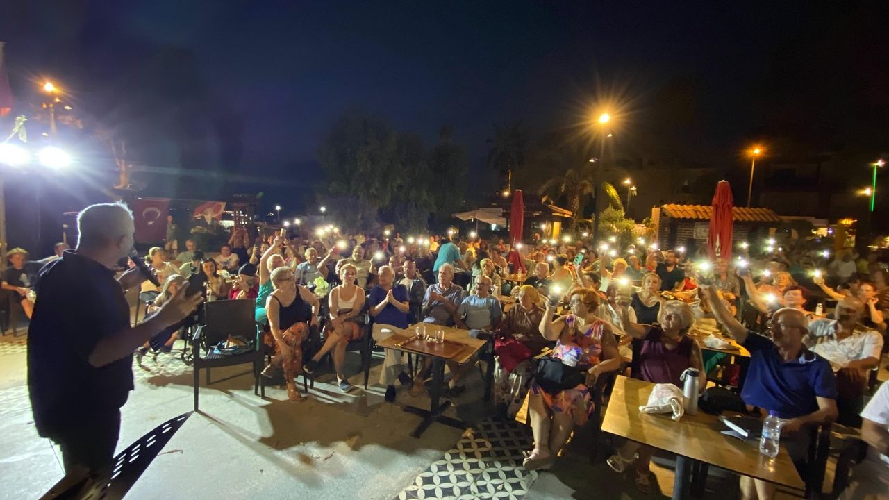 Müzikli Fethiye akşamları renkli sahnelerle devam ediyor! görseli
