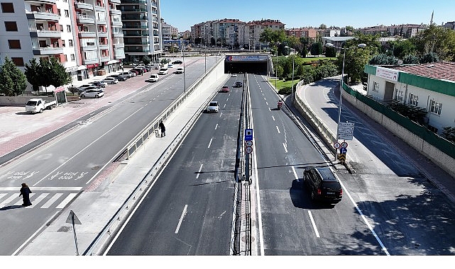 Konya Büyükşehir Vatan Caddesi Köprülü Kavşağı’nda Yol Kalitesini Yükseltti görseli