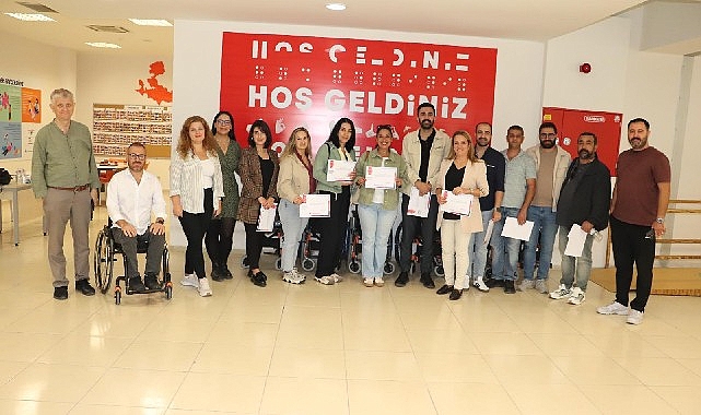 Buca Belediyesi personeline “empati” eğitimi görseli