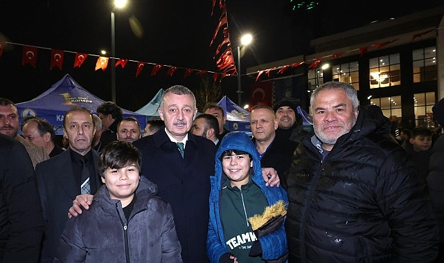 İlk teravih namazında dolup taştı görseli