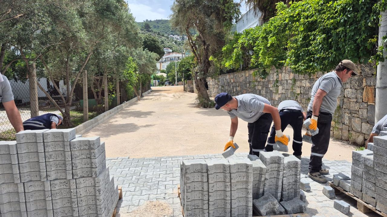 Milas Belediyesi ilçe genelindeki çalışmalarını sürdürüyor görseli