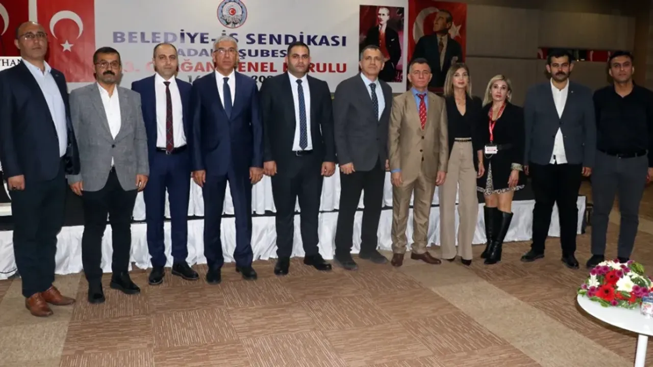 Belediye işçileri ‘AYBAR’ dedi. görseli