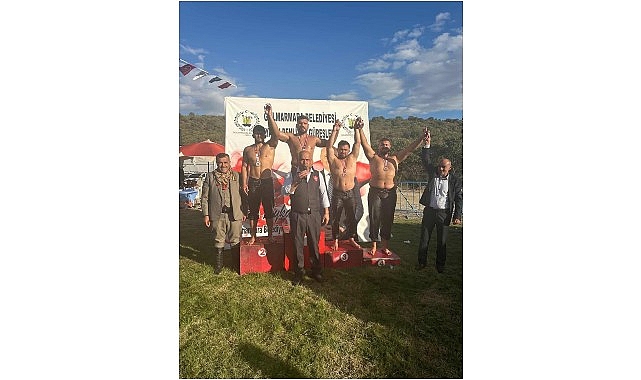 Belediye güreşçisinden kürsü başarısı görseli
