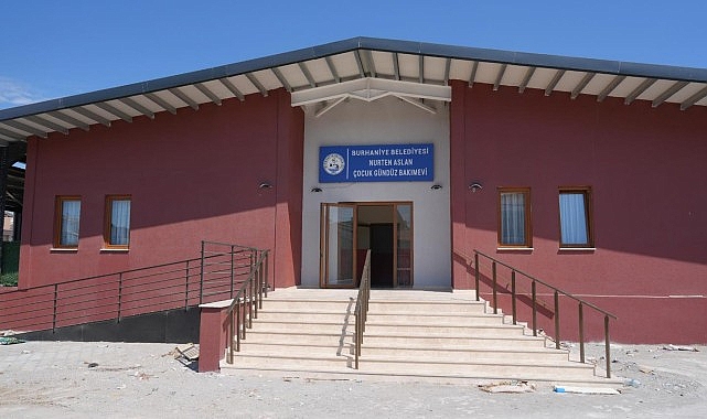 Burhaniye Belediyesi Nurten Aslan Çocuk Gündüz Bakımevi hizmete açılıyor görseli