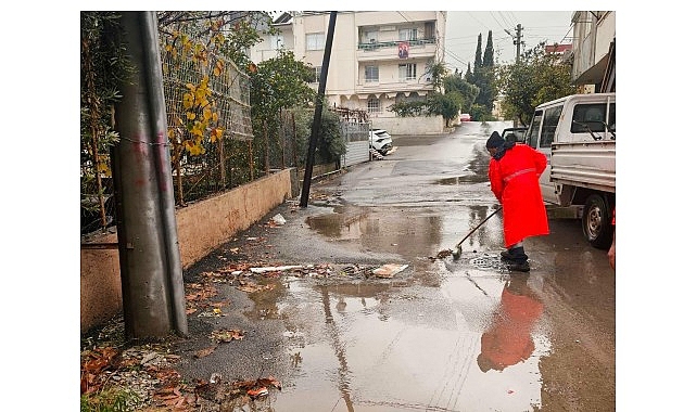 Yenişehir Belediyesi Yağışa Karşı Sahada: Merkez ve Kırsalda Eş Zamanlı Müdahale görseli