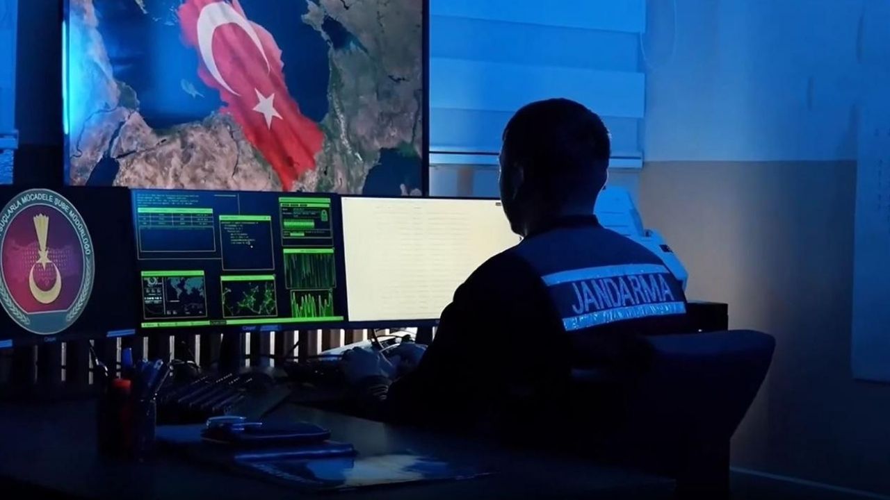 6 ilde silah kaçakçılığı operasyonu: 119 şüpheli yakalandı görseli