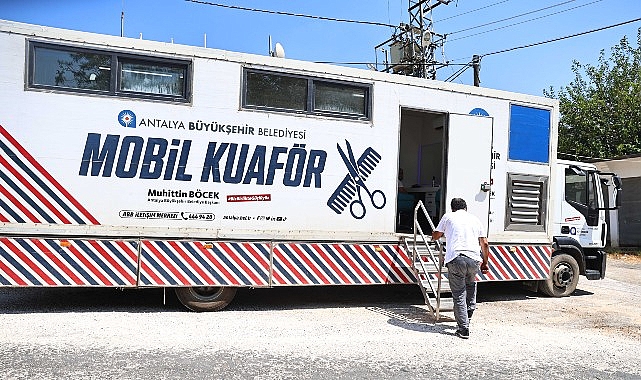 Mobil kuaför tırı Antalya’nın yaylalarında görseli