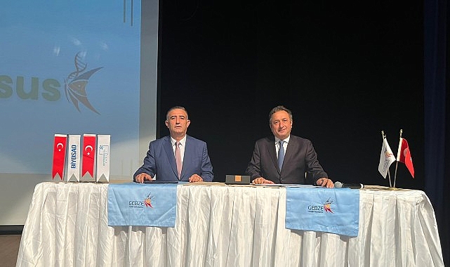 Sanayi ve Üniversiteyi Buluşturan İmza görseli