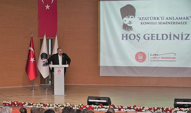 Keçiören’de “Atatürk’ü Anlamak” Semineri Düzenlendi görseli