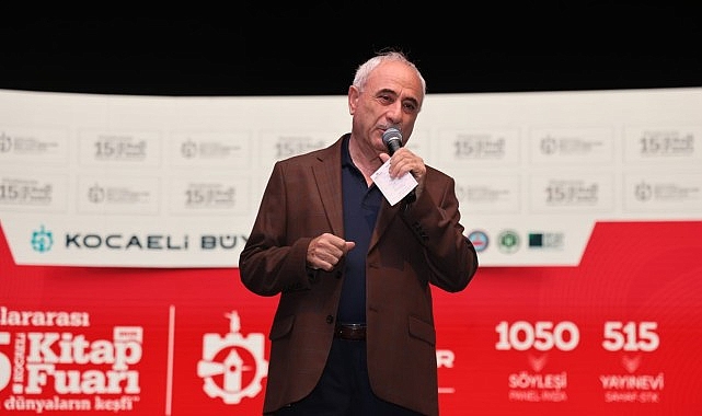 Nurullah Genç’ten Kocaeli Kitap Fuarı’nda hafızalara kazınan söyleşi; “Bir taş attılar, dünya yerinden oynadı” görseli