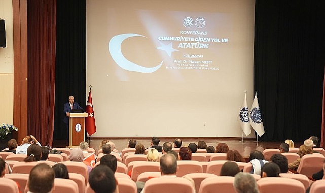 Ege Üniversitesinde Cumhuriyet Bayramı coşkuyla kutlandı görseli
