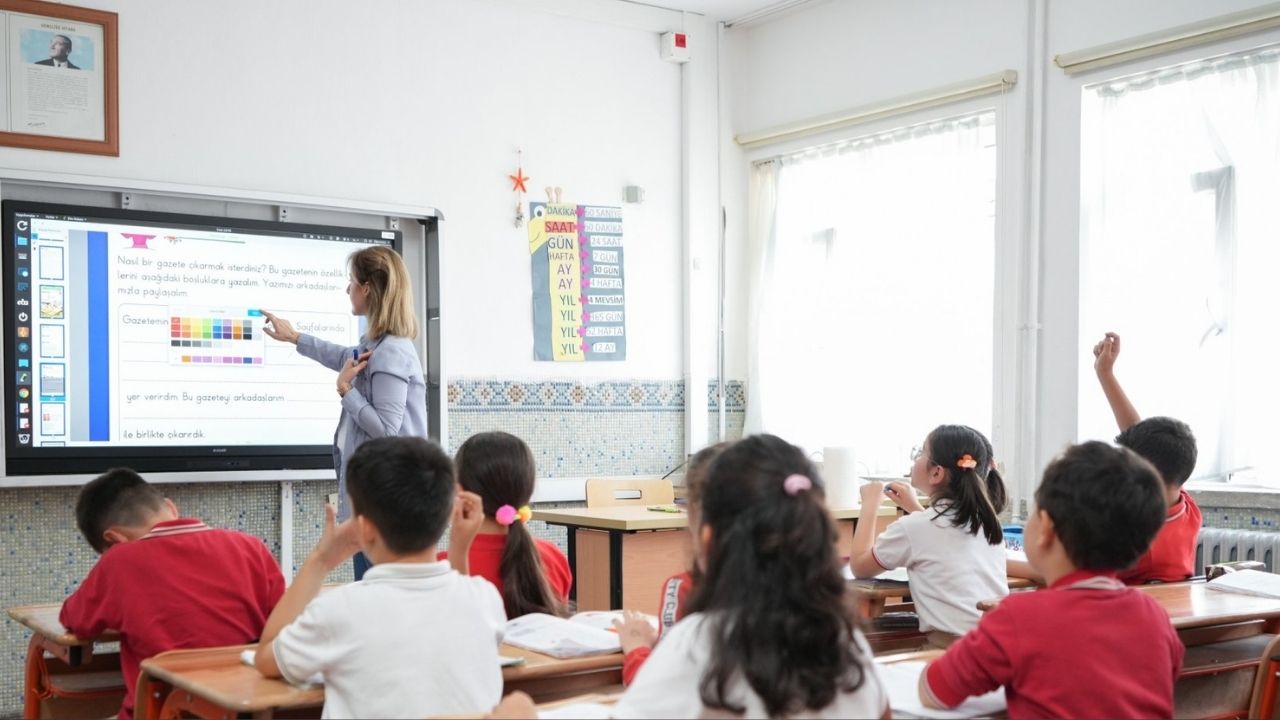 15 bin sözleşmeli öğretmen için atama günü görseli