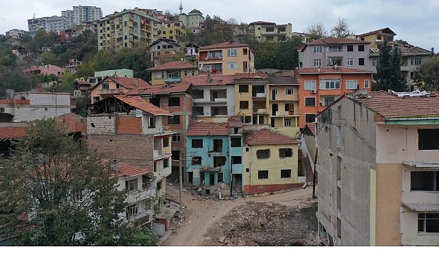 Cedit'te değişim, "Gece ve Gündüz" gibi görseli