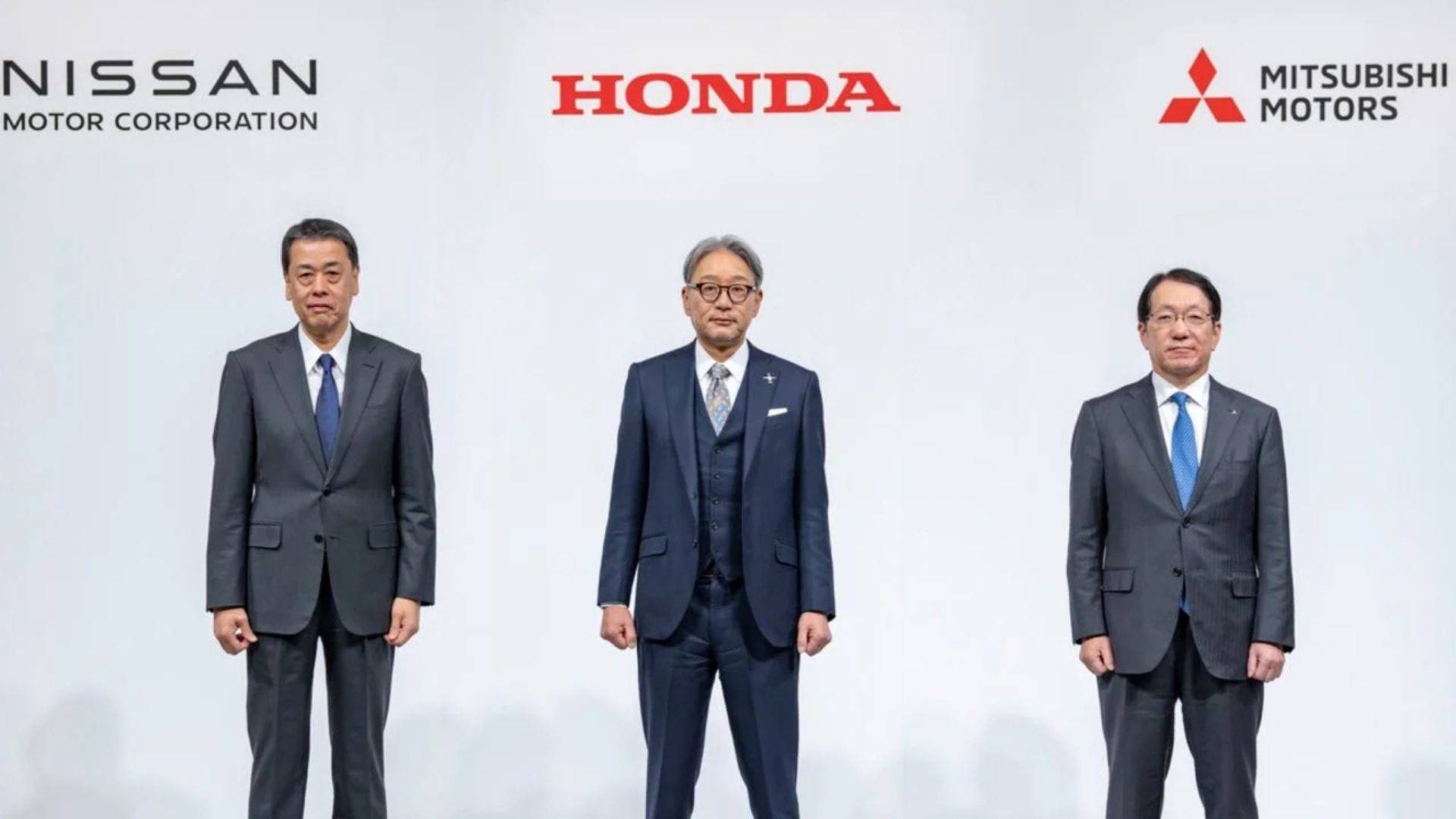 3 Japon Devi Birleşiyor görseli