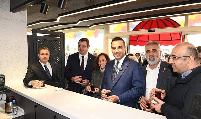 Çiğli’de Yeni Bir Yaşam Alanı: Uğur Mumcu Parkı Açıldı görseli