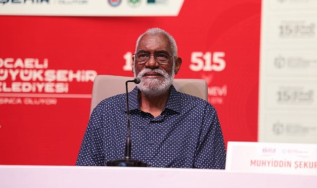 "Yazdıklarım siz okuyunca tamamlanıyor" görseli