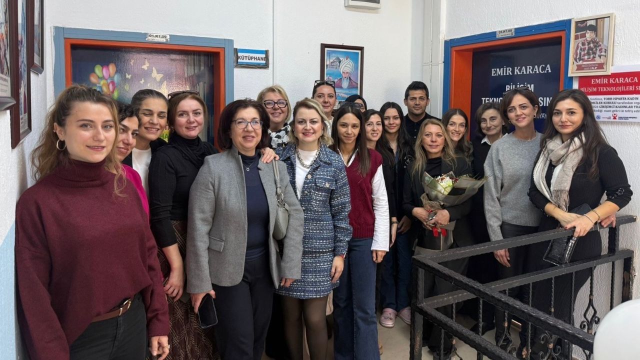 Yılbaşı pazarı geliri eğitime dönüştü görseli