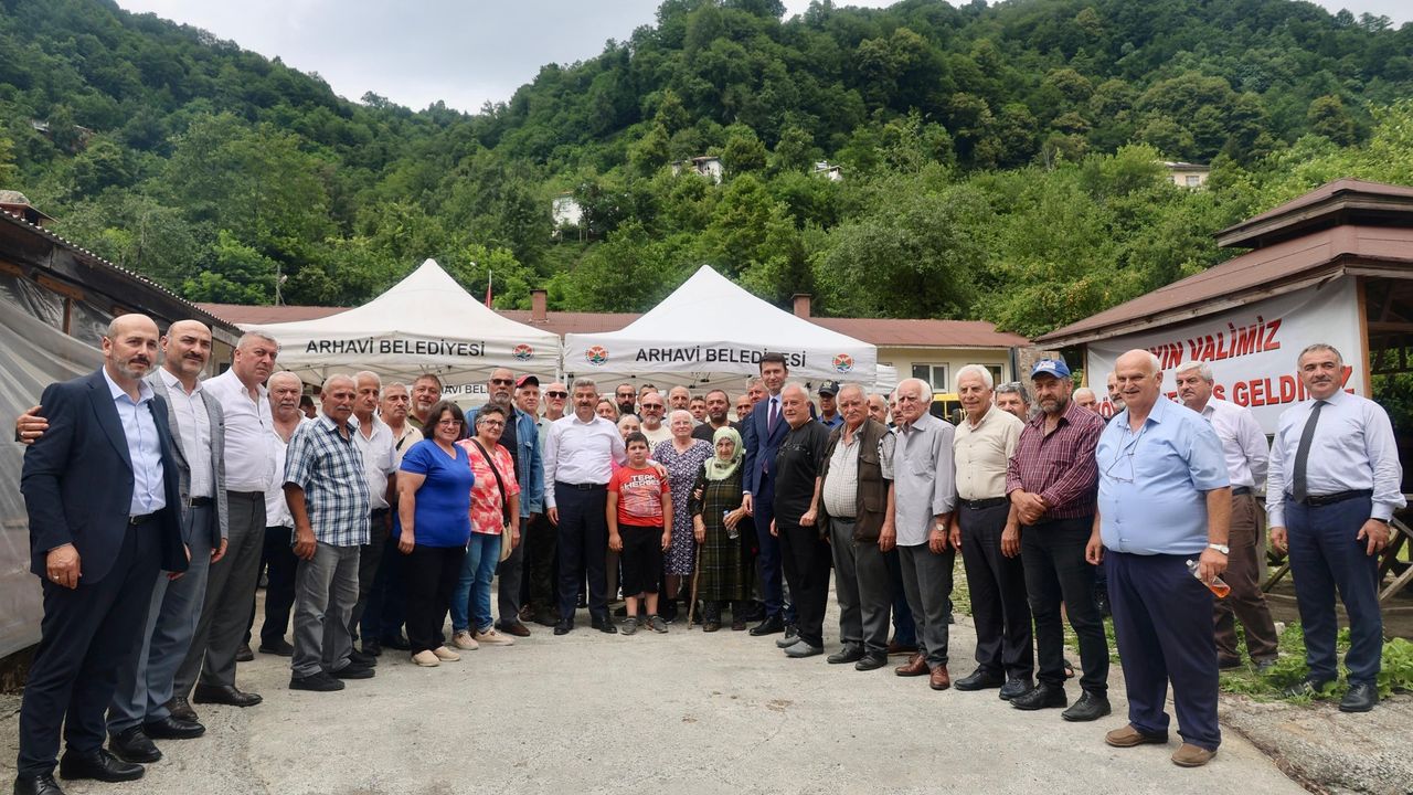 Artvin Valisi Ergün, Arhavi’de incelemelerde bulundu görseli