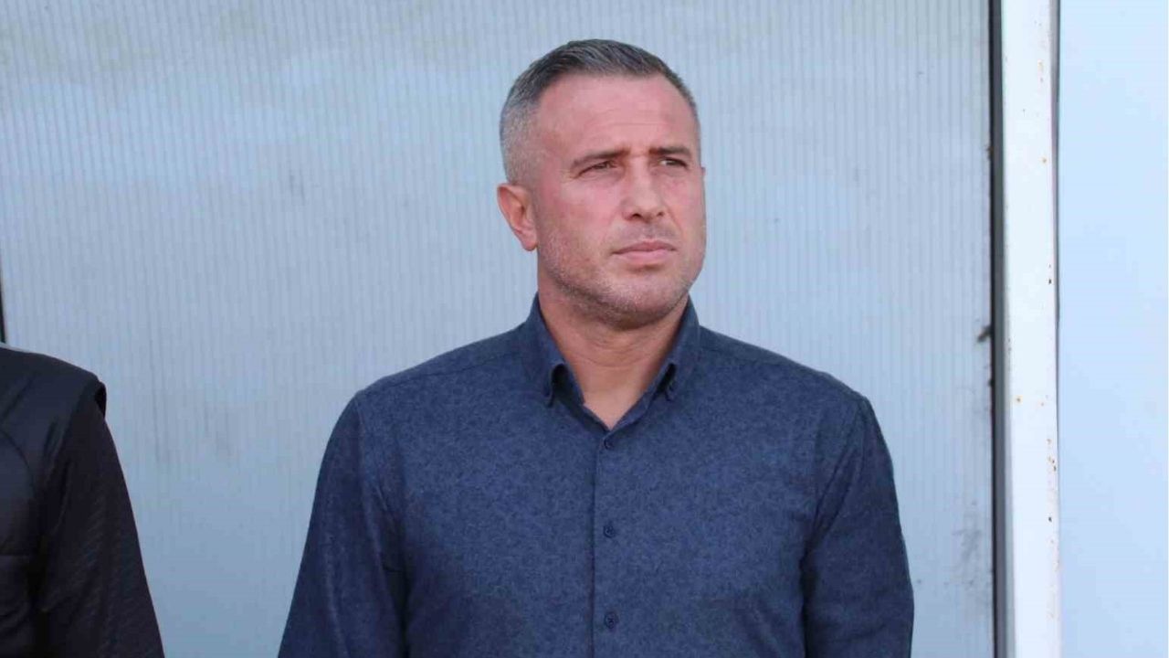 Kadir Kar, Düzcespor Teknik Direktörlüğünü bıraktı görseli