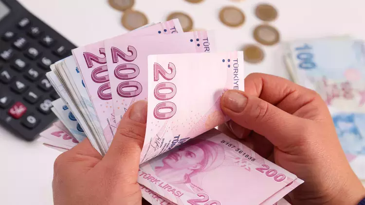 2025 Asgari Ücret Ne Kadar Oldu? Vatandaşlar İyileştirme Bekliyor: Hükümetten Yeni Adımlar Gelecek mi? görseli