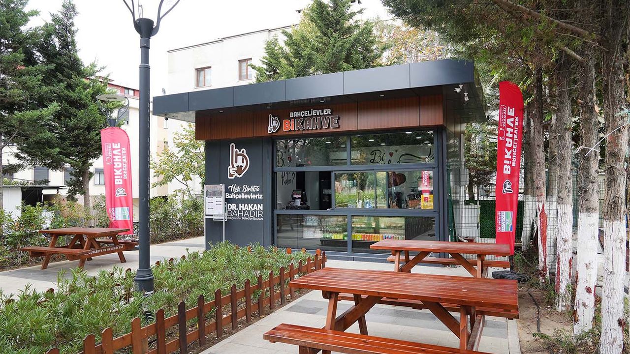 Bahçelievler'de çay beş lira görseli