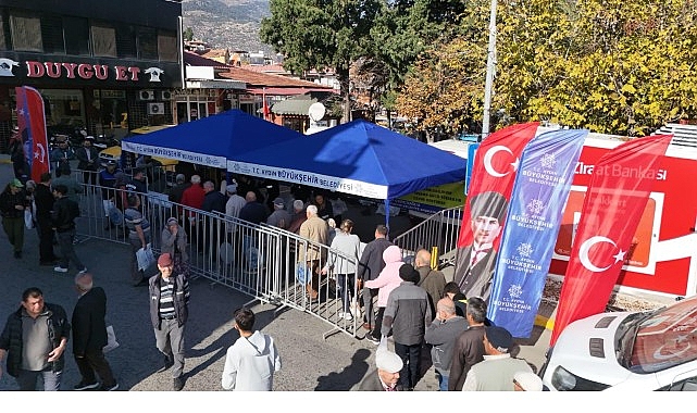 Başkan Çerçioğlu, Ata Tohumlarından Üretilen Fideleri Bozdoğan’da Vatandaşlarla Buluşturdu görseli