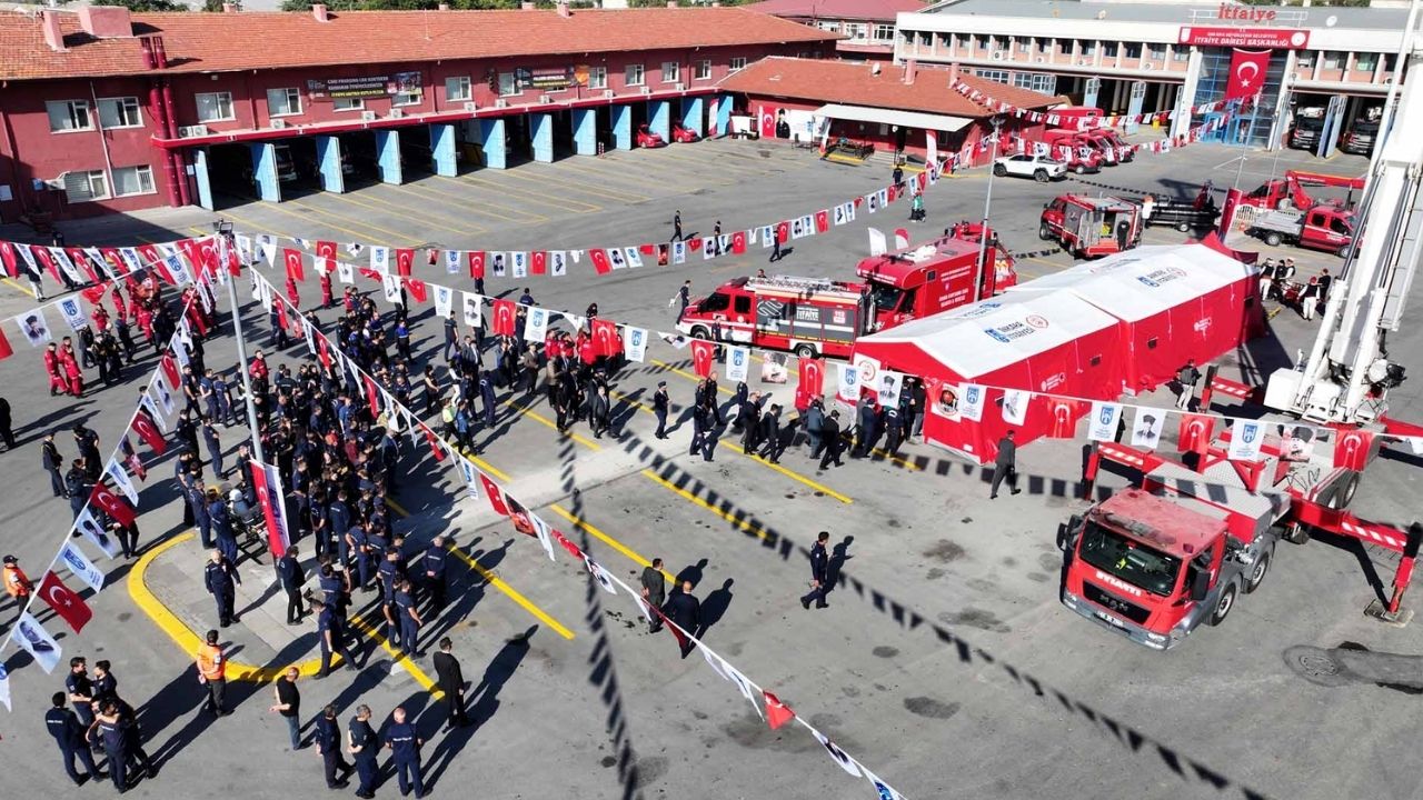 Başkent Ankara'da İtfaiye Haftası coşkusu başladı görseli
