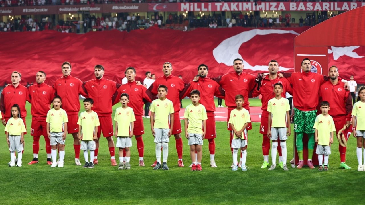 Filistinli çocuklar Milli Takım ile sahaya çıkacak görseli