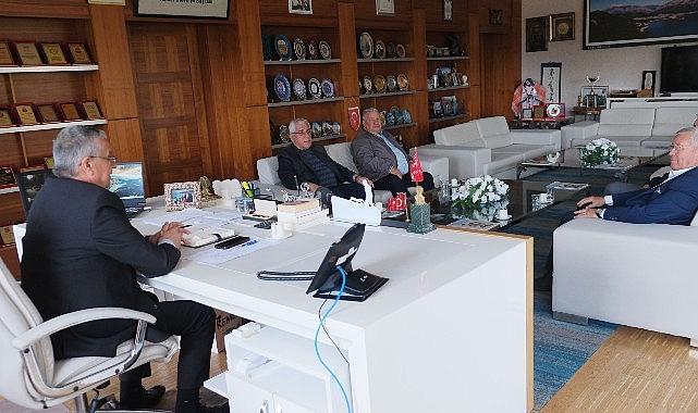 Tıraş’tan Başkan Topaloğlu’na ziyaret görseli