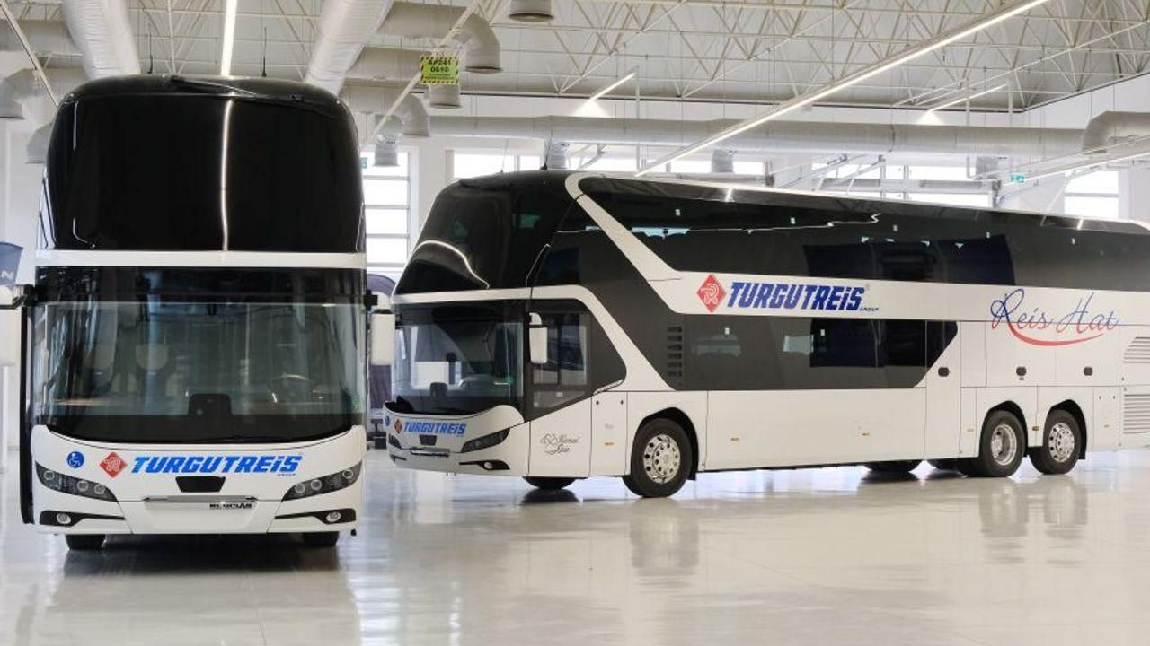 Kars 36 Spor taraftarlarına Batman yolculuğu için asbaşkan Tolgahan Reis'ten ücretsiz otobüs tahsis edildi! görseli